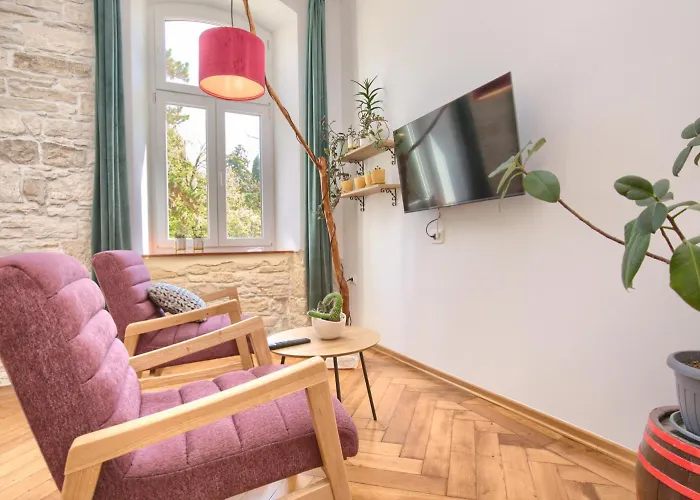 아파트 Henna 2 풀라